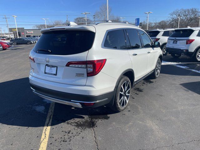 2022 Honda Pilot Touring 7-Passenger