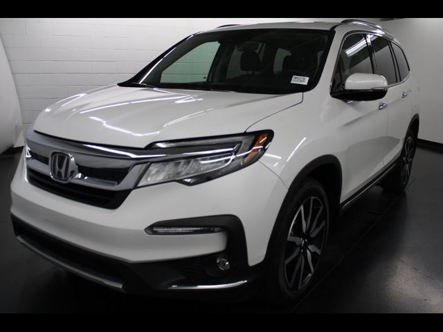 2022 Honda Pilot Touring 7-Passenger