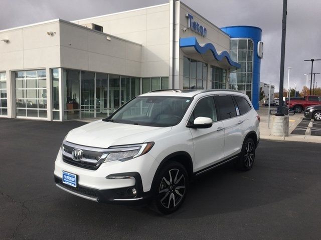 2022 Honda Pilot Touring 7-Passenger