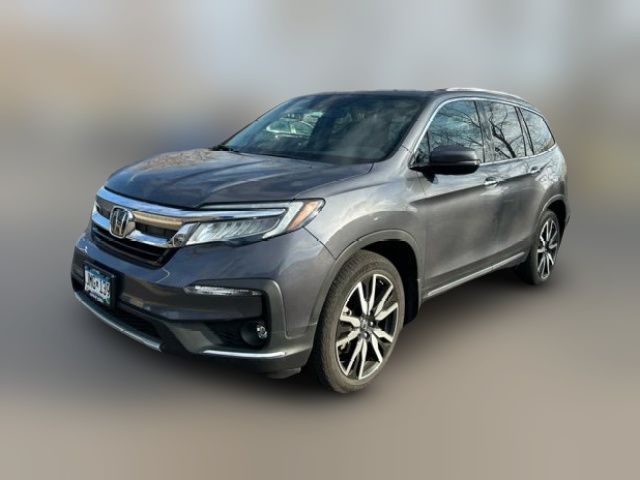 2022 Honda Pilot Touring 7-Passenger