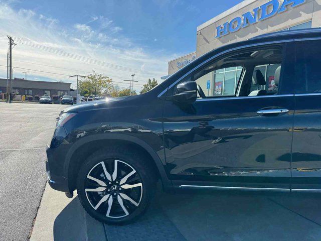 2022 Honda Pilot Touring 7-Passenger