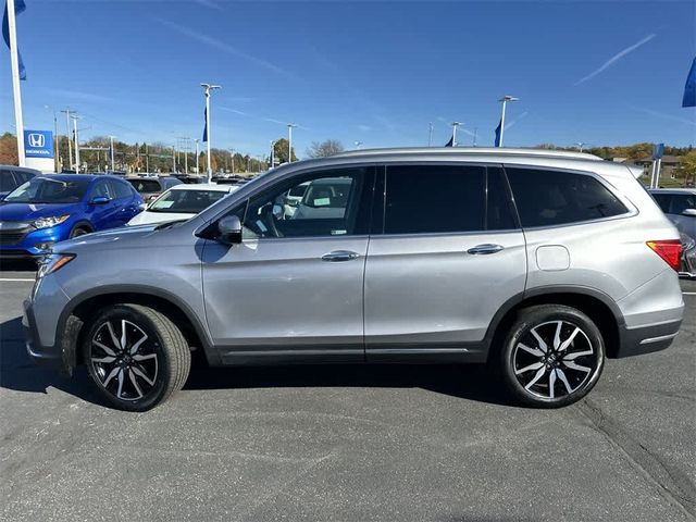 2022 Honda Pilot Touring 7-Passenger