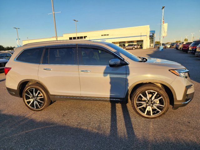 2022 Honda Pilot Touring 7-Passenger