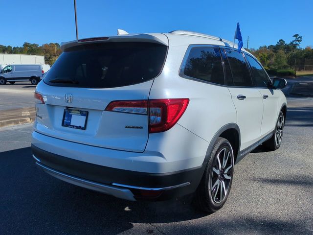 2022 Honda Pilot Touring 8-Passenger