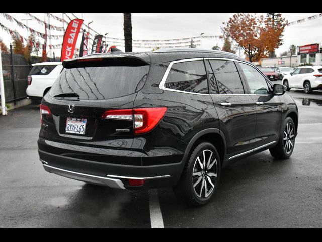 2022 Honda Pilot Touring 8-Passenger