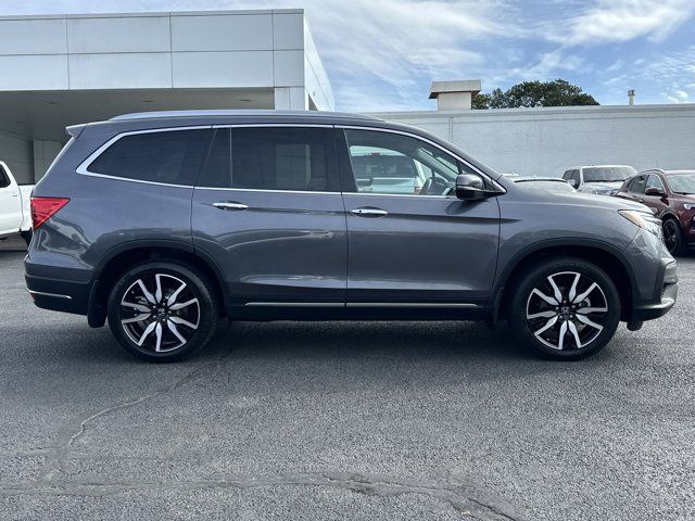 2022 Honda Pilot Touring 8-Passenger