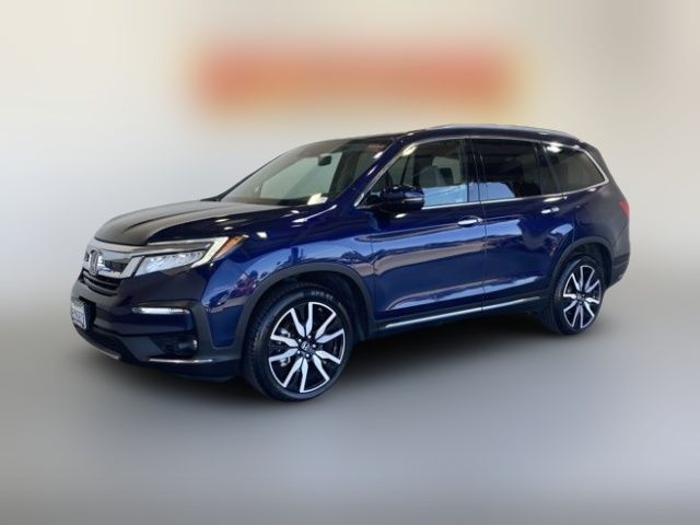 2022 Honda Pilot Touring 8-Passenger