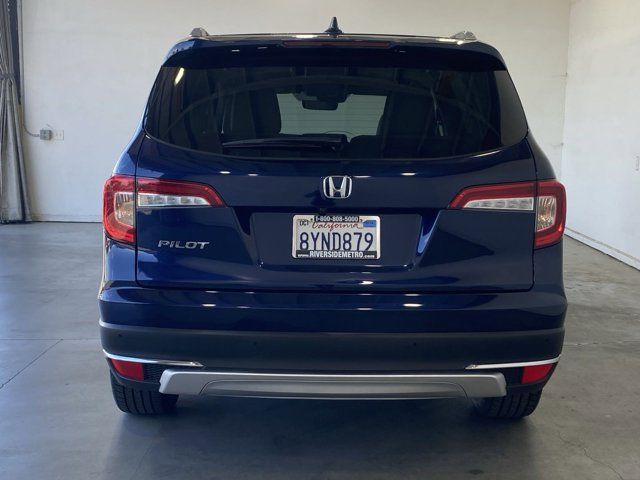 2022 Honda Pilot Touring 8-Passenger