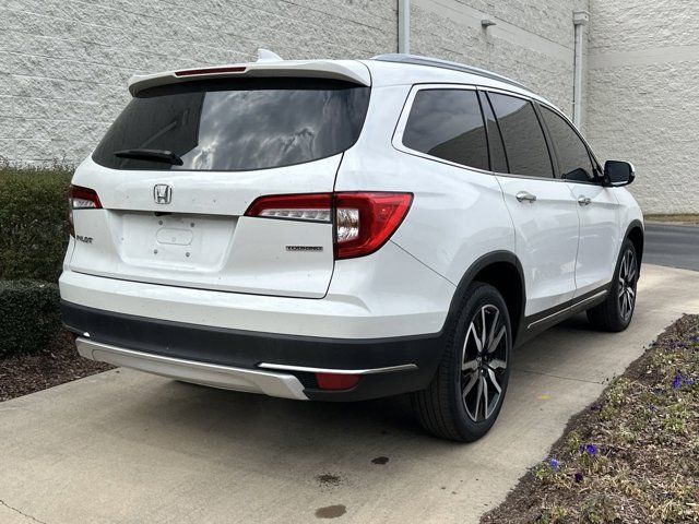 2022 Honda Pilot Touring 8-Passenger