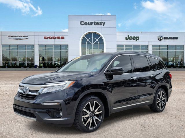 2022 Honda Pilot Touring 8-Passenger