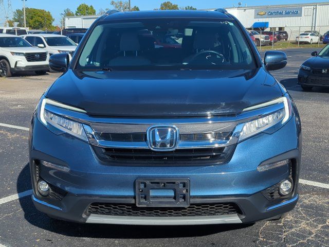 2022 Honda Pilot Touring 8-Passenger