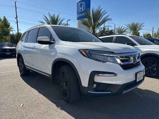 2022 Honda Pilot Touring 8-Passenger