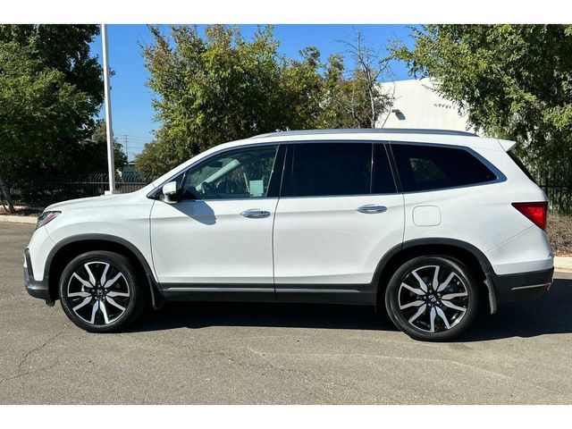 2022 Honda Pilot Touring 8-Passenger