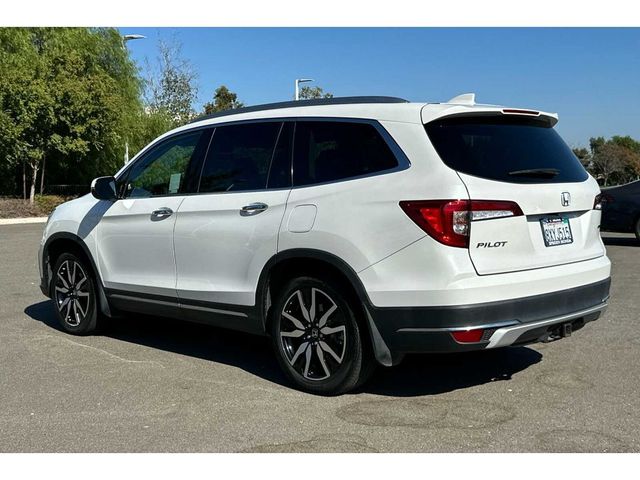 2022 Honda Pilot Touring 8-Passenger