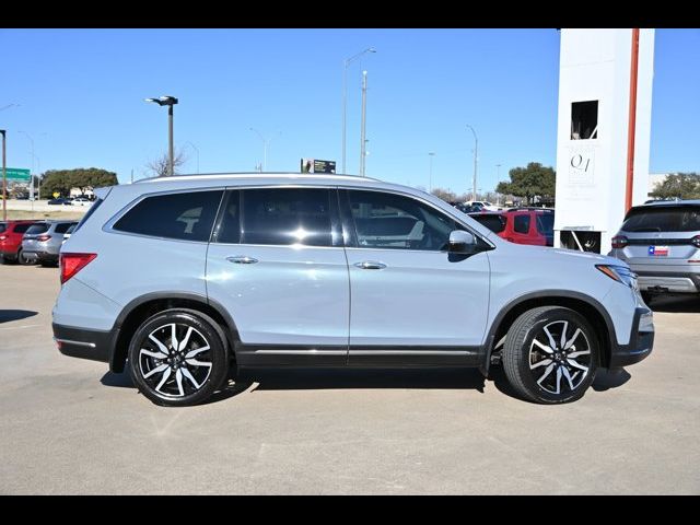 2022 Honda Pilot Touring 8-Passenger