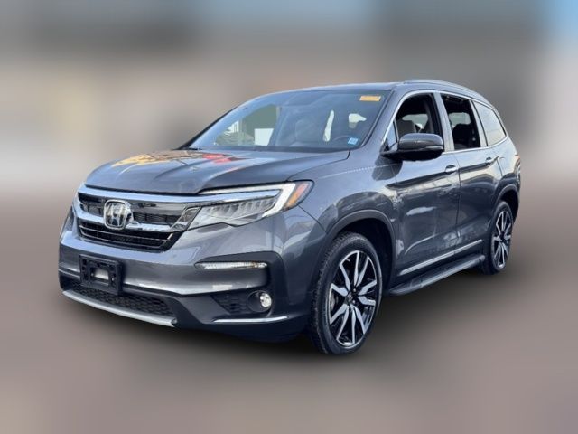 2022 Honda Pilot Touring 8-Passenger