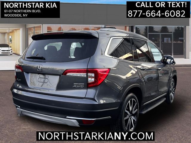 2022 Honda Pilot Touring 8-Passenger