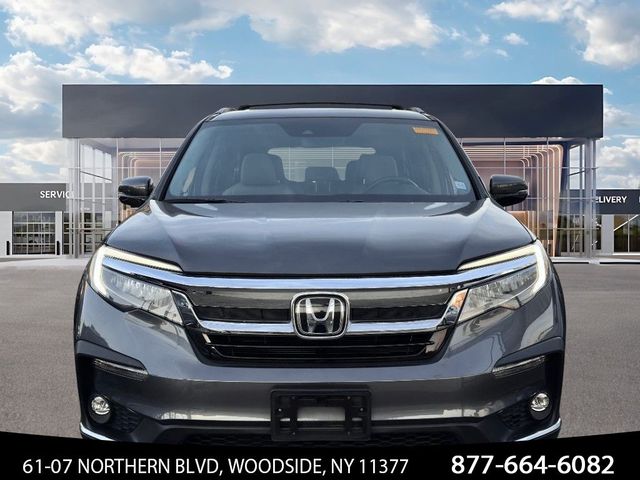 2022 Honda Pilot Touring 8-Passenger