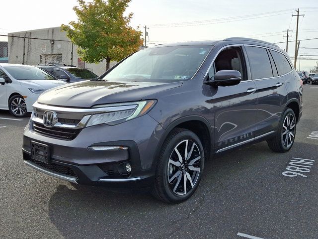 2022 Honda Pilot Touring 8-Passenger