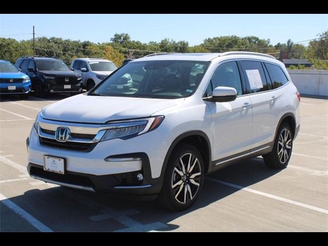 2022 Honda Pilot Touring 8-Passenger