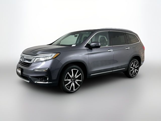 2022 Honda Pilot Touring 8-Passenger