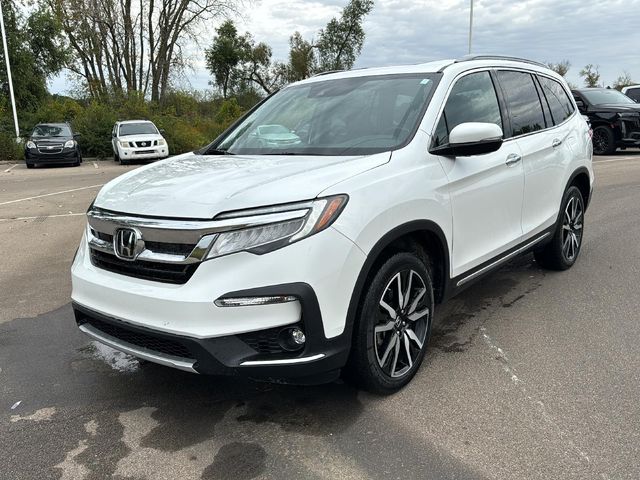 2022 Honda Pilot Touring 8-Passenger