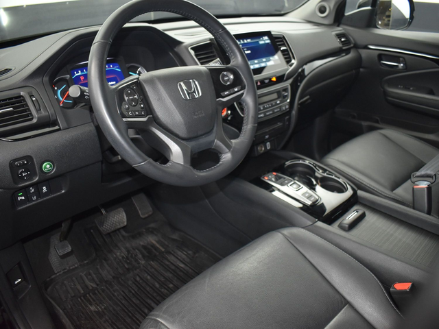 2022 Honda Pilot Touring 8-Passenger