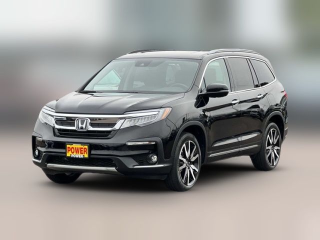 2022 Honda Pilot Touring 8-Passenger