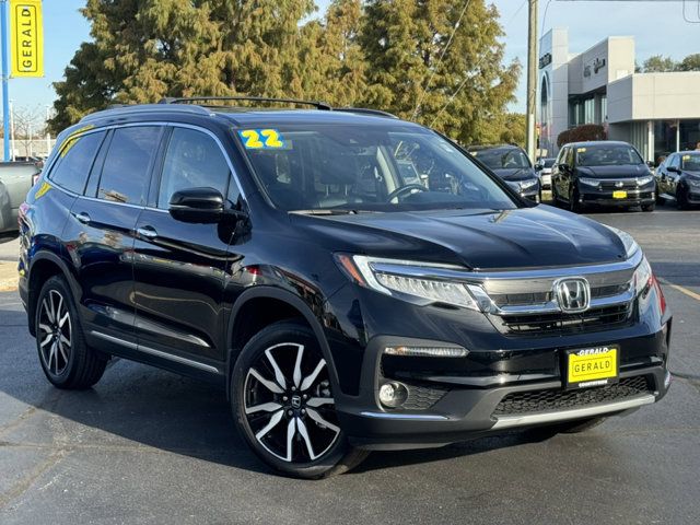 2022 Honda Pilot Touring 8-Passenger