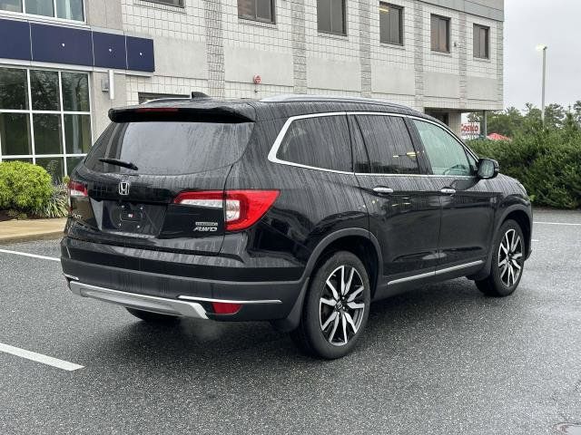 2022 Honda Pilot Touring 8-Passenger