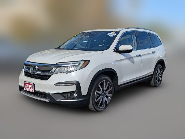 2022 Honda Pilot Touring 8-Passenger