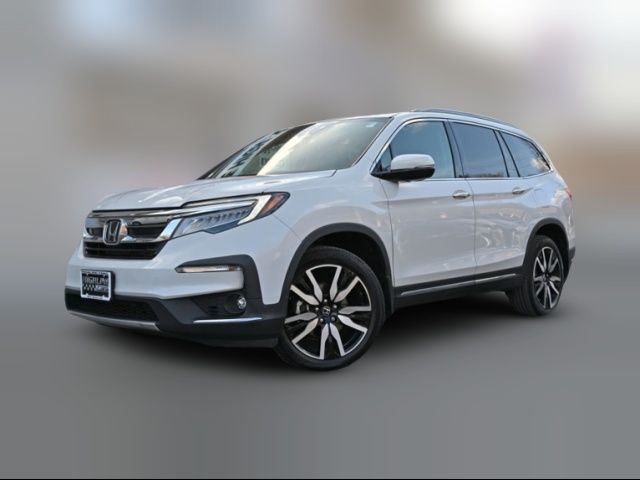 2022 Honda Pilot Touring 8-Passenger