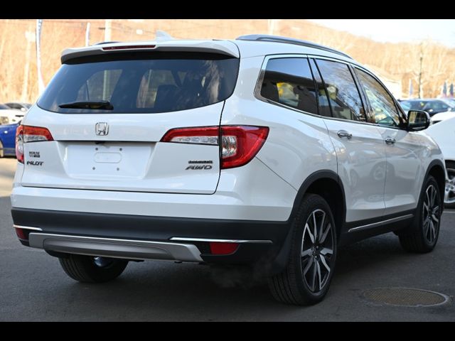 2022 Honda Pilot Touring 8-Passenger