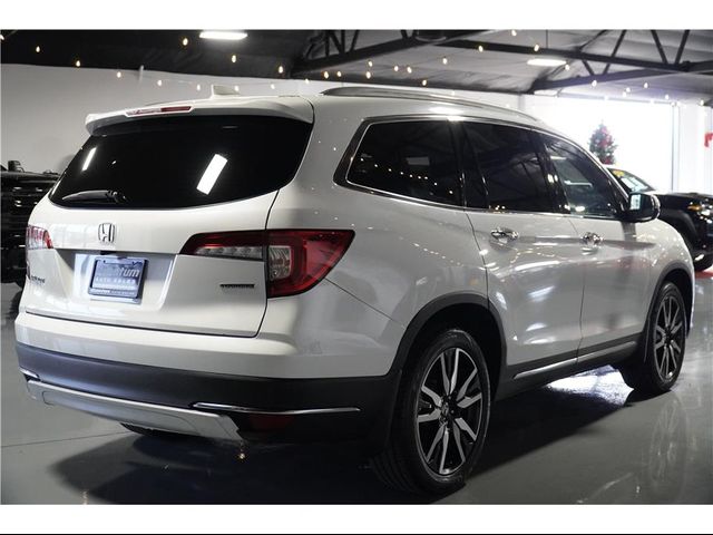 2022 Honda Pilot Touring 7-Passenger