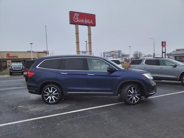 2022 Honda Pilot Touring 7-Passenger