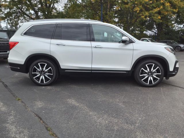 2022 Honda Pilot Touring 7-Passenger