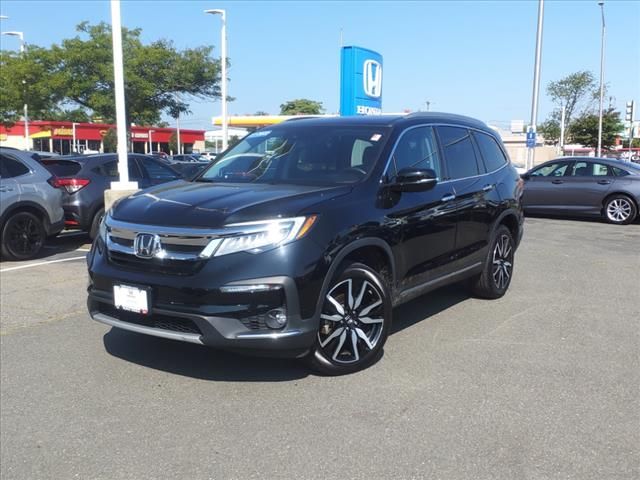 2022 Honda Pilot Touring 7-Passenger