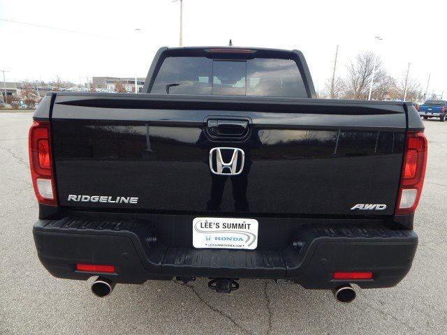 2022 Honda Ridgeline Black Edition