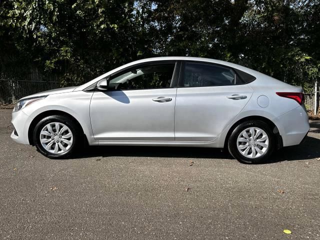 2022 Hyundai Accent SE