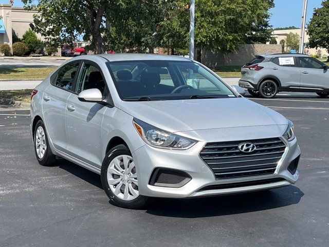 2022 Hyundai Accent SE