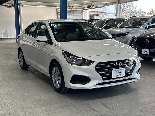 2022 Hyundai Accent SE