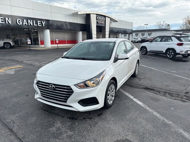 2022 Hyundai Accent SE