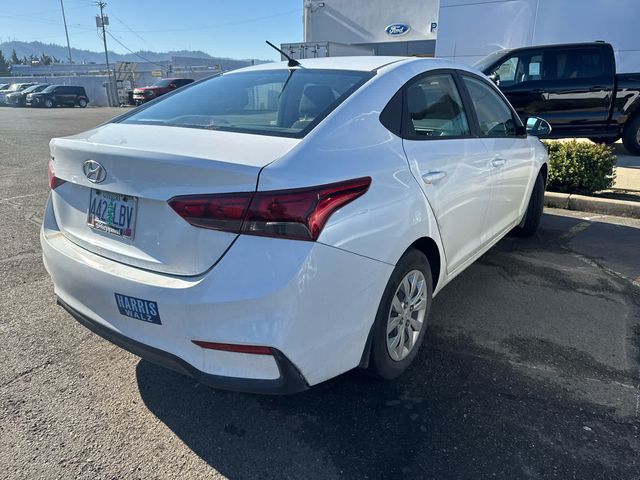 2022 Hyundai Accent SE