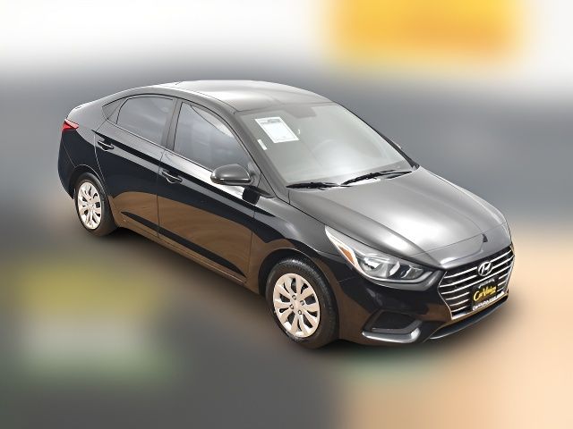 2022 Hyundai Accent SE