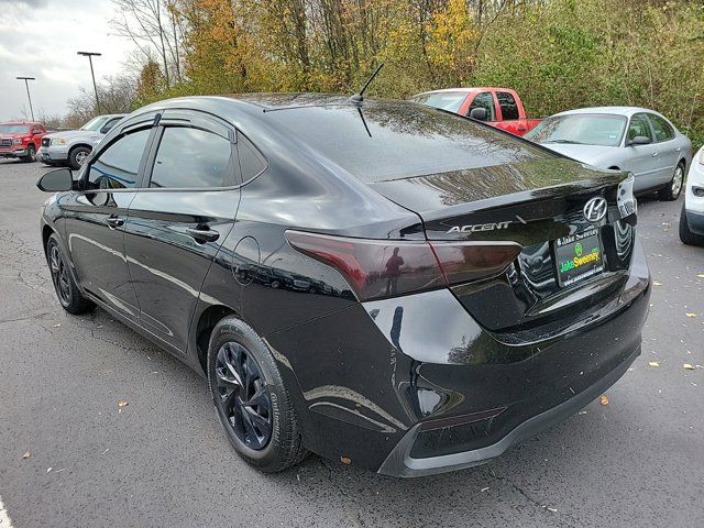 2022 Hyundai Accent SE