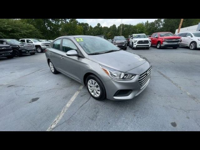 2022 Hyundai Accent SE