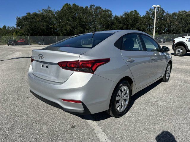 2022 Hyundai Accent SE