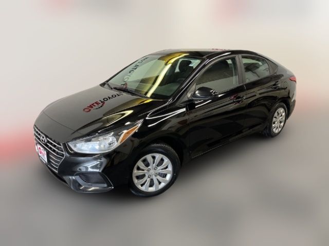 2022 Hyundai Accent SE