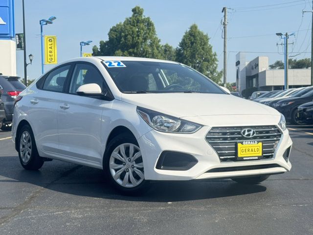 2022 Hyundai Accent SE