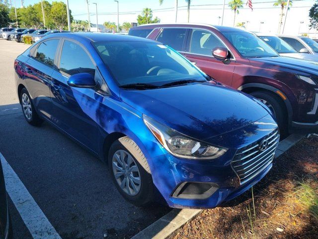 2022 Hyundai Accent SE